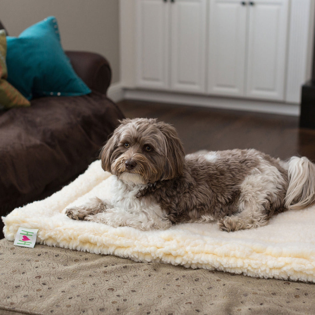 HuggleFleece® Comfort Mat for Dogs & Cats